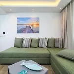 Aparthotel Maria Elena 3*