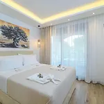 Maria Elena Aparthotel