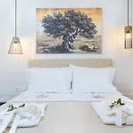 Maria Elena Aparthotel