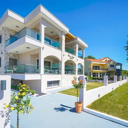 Maria Elena * Limenas (Thasos)